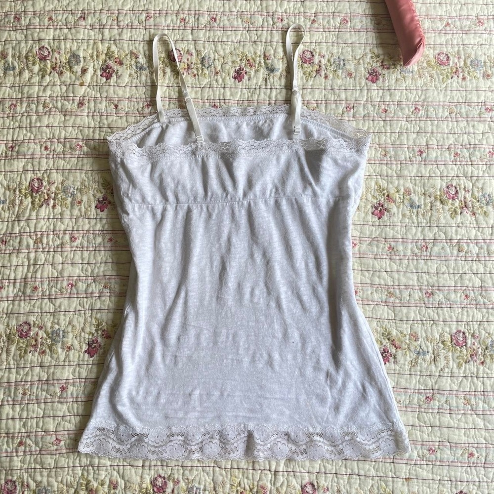 Y2k White cotton lace trim cami - Picture 2 of 5